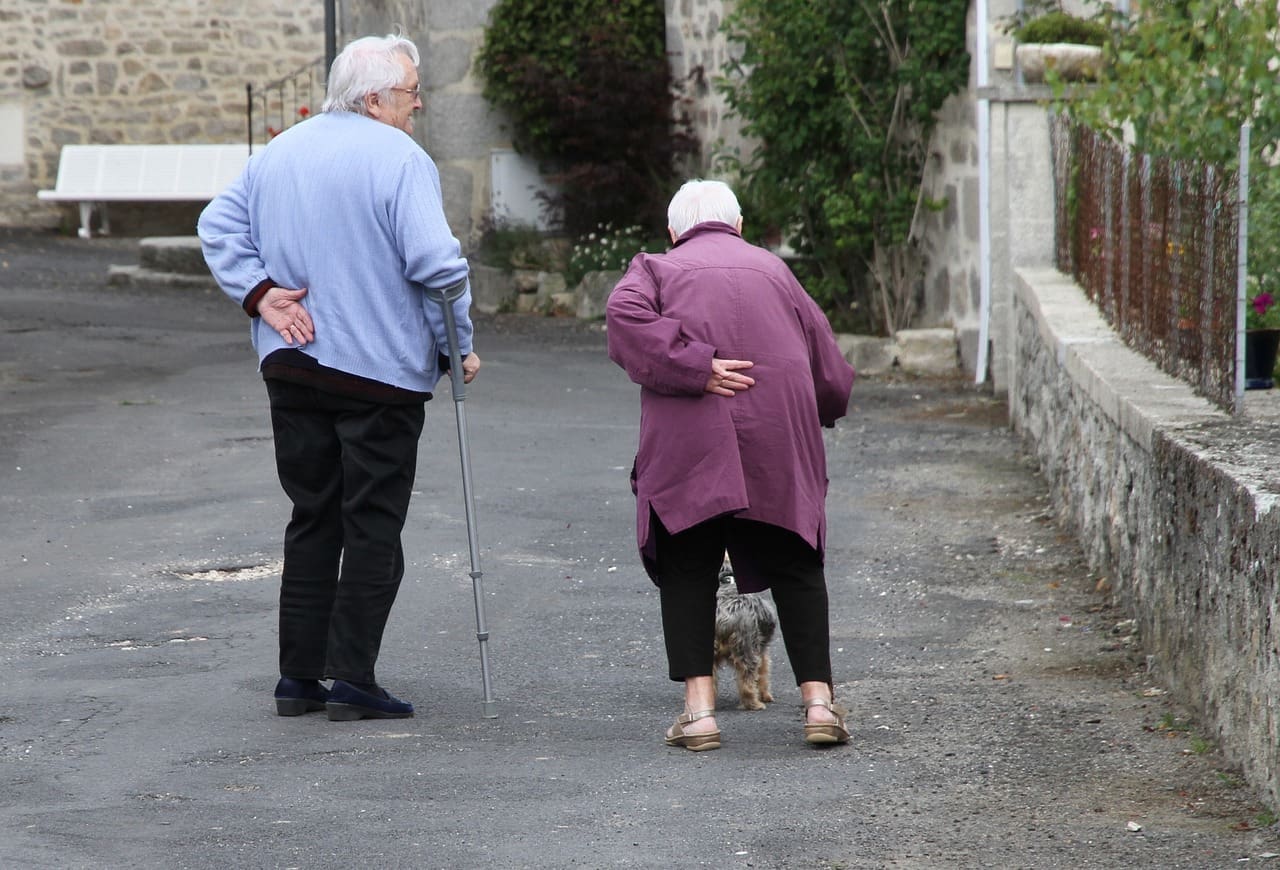 Building a Personalised Care Plan: Tips for Meeting Your Loved One’s Needs